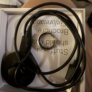 Oura Ring Black Charging Cable with Ring